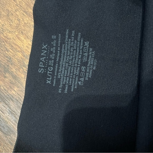 Spanx Look at Me Now Seamless Leggings Black High Waist Active Women's Size: XL - Picture 2 of 4